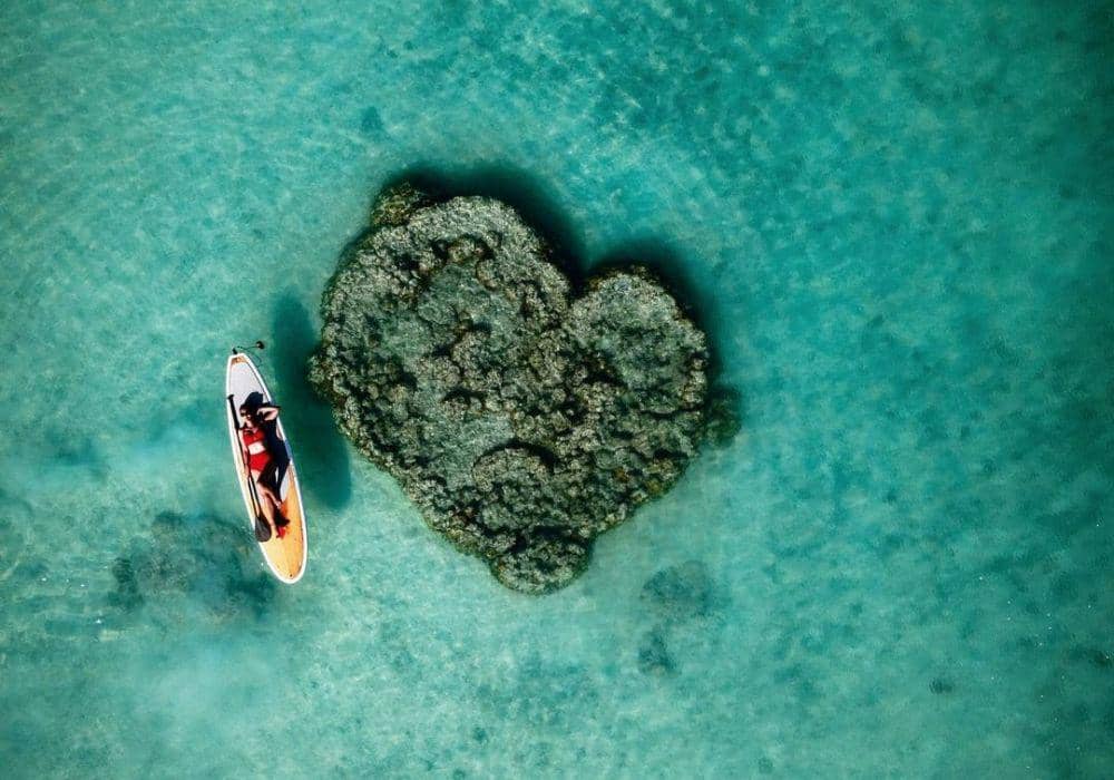 Pantai Telaga Tresno: Rahasia Alam yang Tak Pernah Penuh di Cilacap